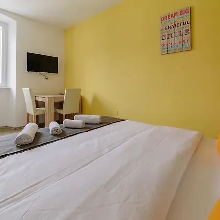 Piranika Guest house Piran