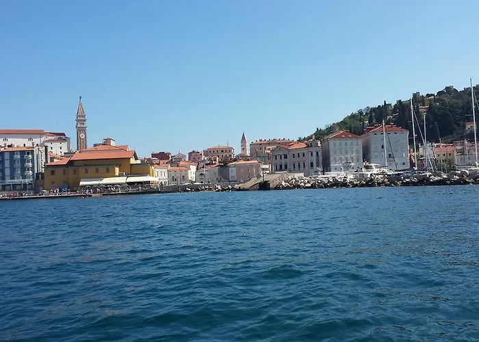 Pensionat Piranika 3*