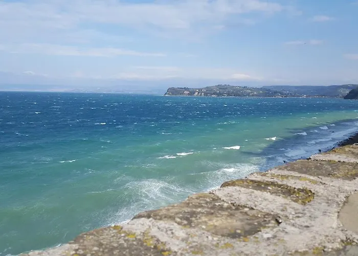 بيرانيكا بيت ضيافة بيران