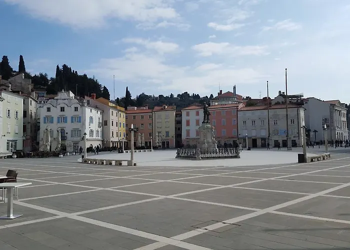 Piranika Piran
