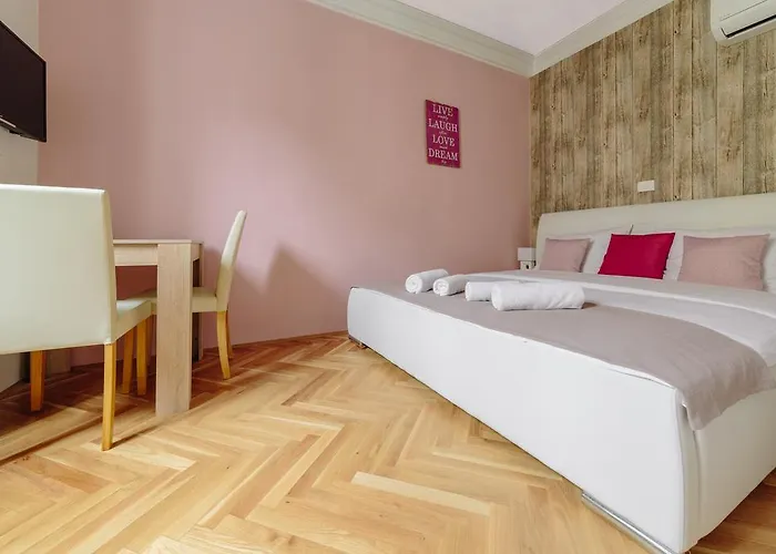 Pensionat Piranika 3*