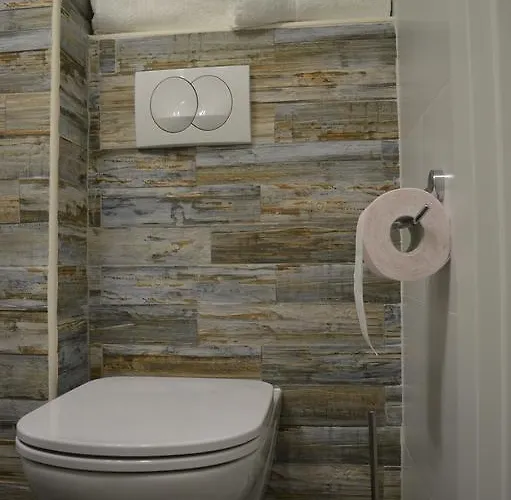 Piranika 招待所 3*